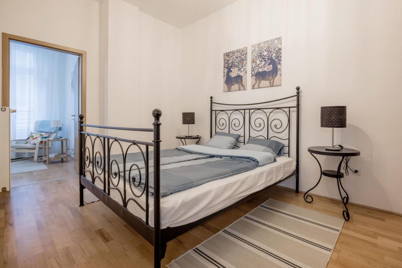 Downtown Charm In Budapest Ngoại thất bức ảnh