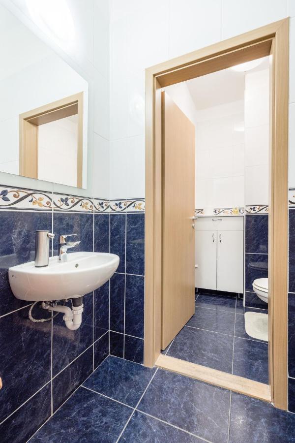 Downtown Charm In Budapest Ngoại thất bức ảnh