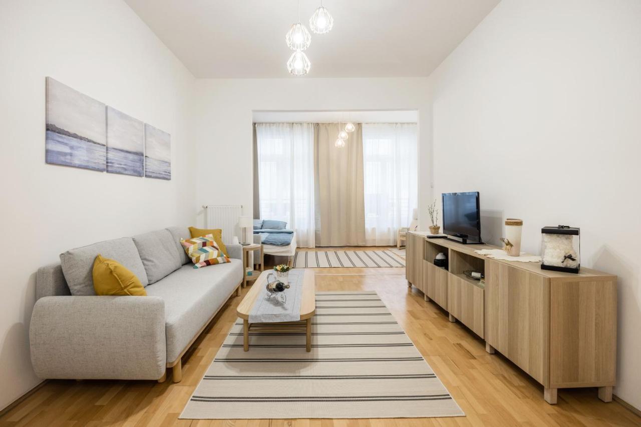 Downtown Charm In Budapest Ngoại thất bức ảnh