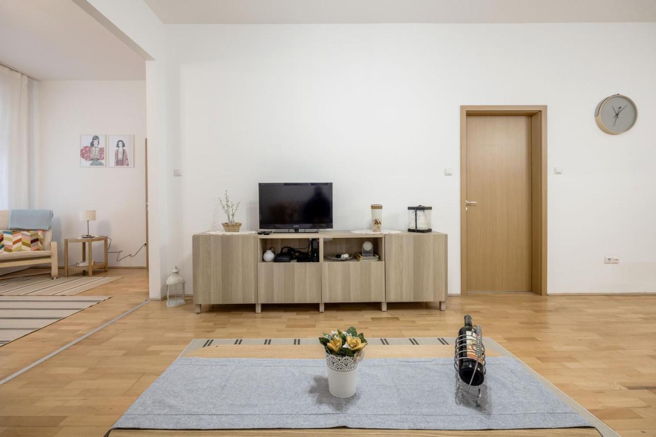 Downtown Charm In Budapest Ngoại thất bức ảnh